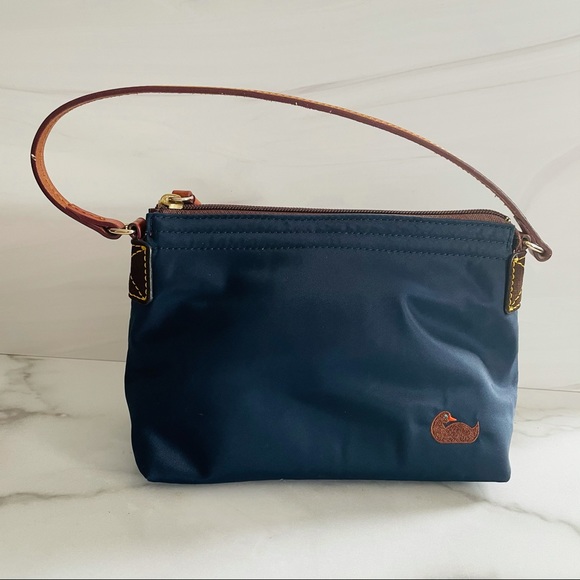 Vintage Dooney & Bourke Mini Nylon Purse - Picture 2 of 9